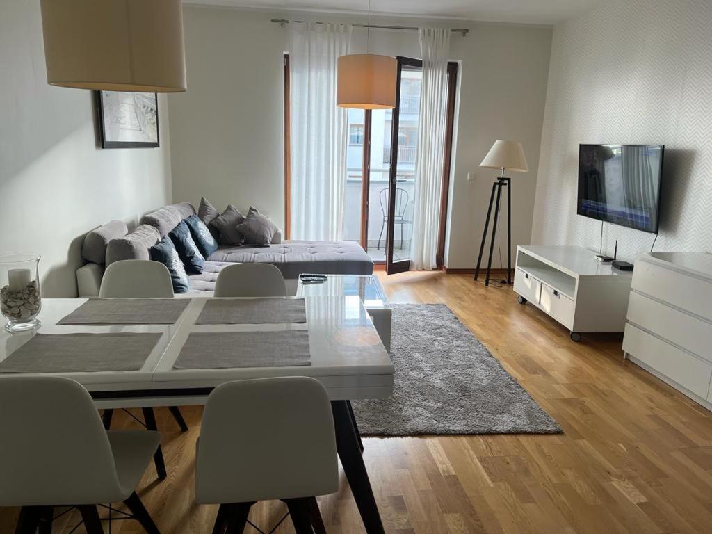 Apartament Na Osiedlu Platan 슈비노우이스쳬 외부 사진