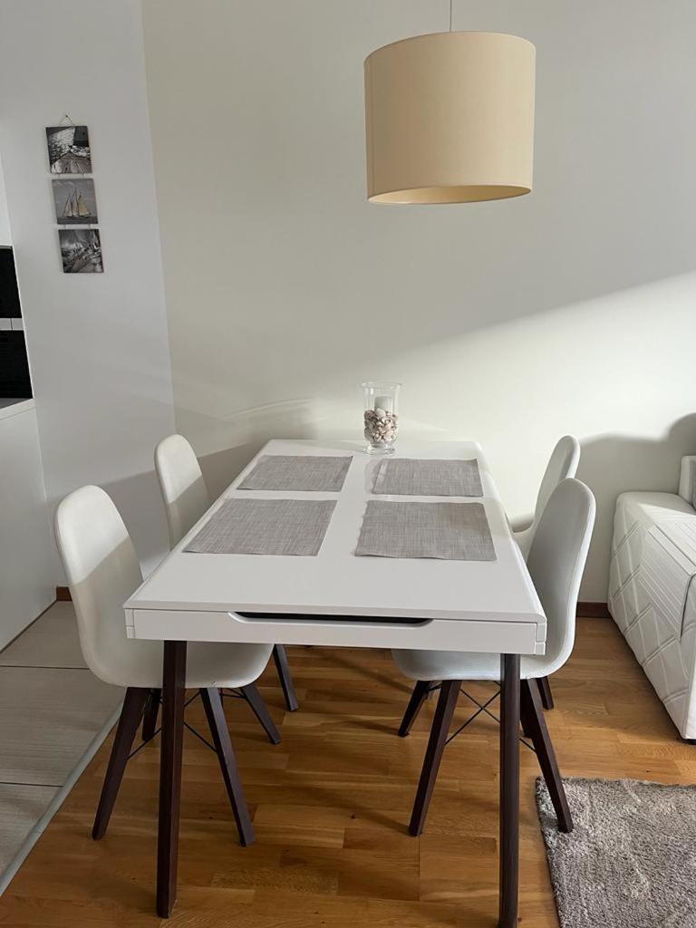 Apartament Na Osiedlu Platan 슈비노우이스쳬 외부 사진